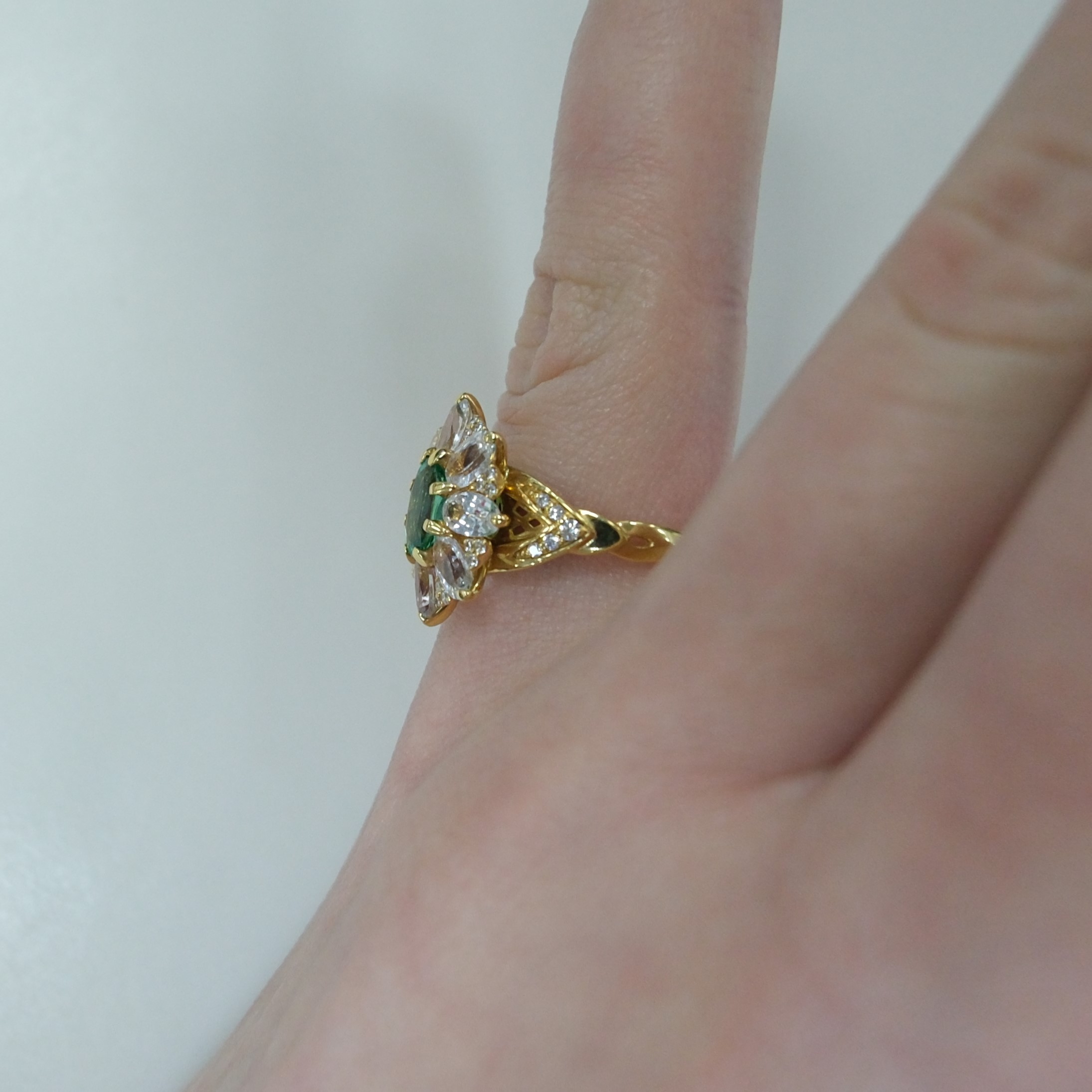 10311-001240 Кольцо (Au 750)